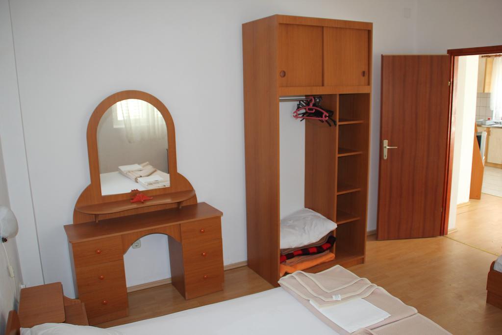 Guest House Katic Trpanj Ruang foto
