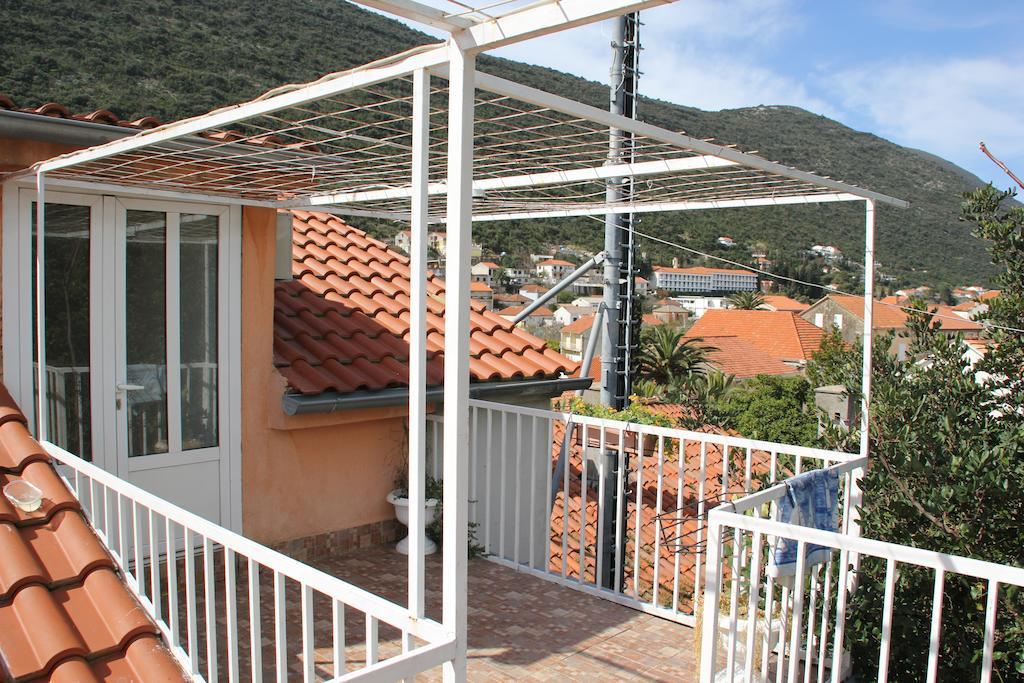 Guest House Katic Trpanj Bagian luar foto
